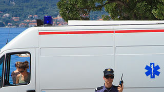 Image 892649 (auto) Image 892649 (auto)