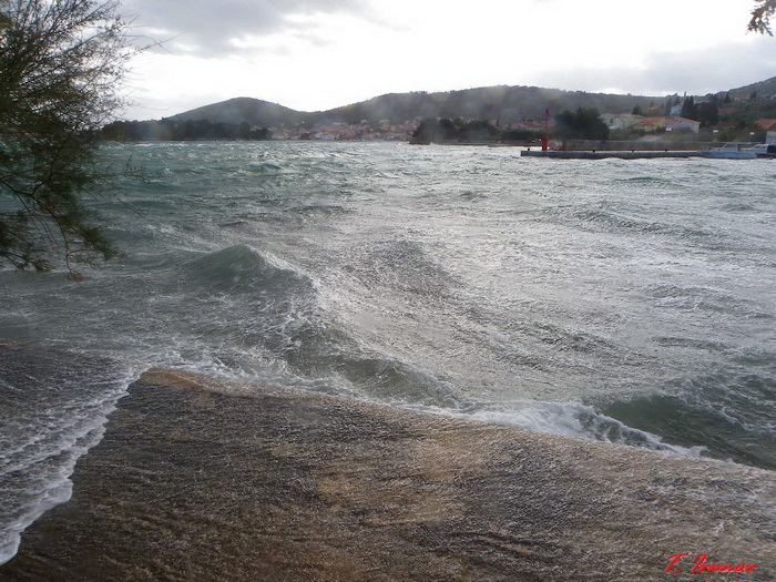 Poljana: Olujno jugo 11. studenog 2012.  Foto: Tomislav Ivanov