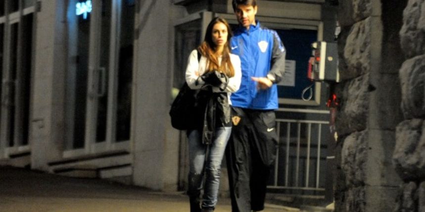 Vedran Ćorluka i Vedrana Linardić ( foto Cropix) Vedran Ćorluka i Vedrana Linardić ( foto Cropix)