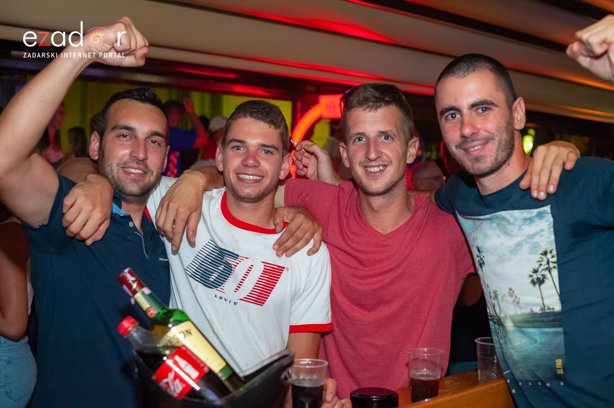 Zadar je gorio: Velika fešta nakon plasmana Vatrenih u finale Svjetskog prvenstva