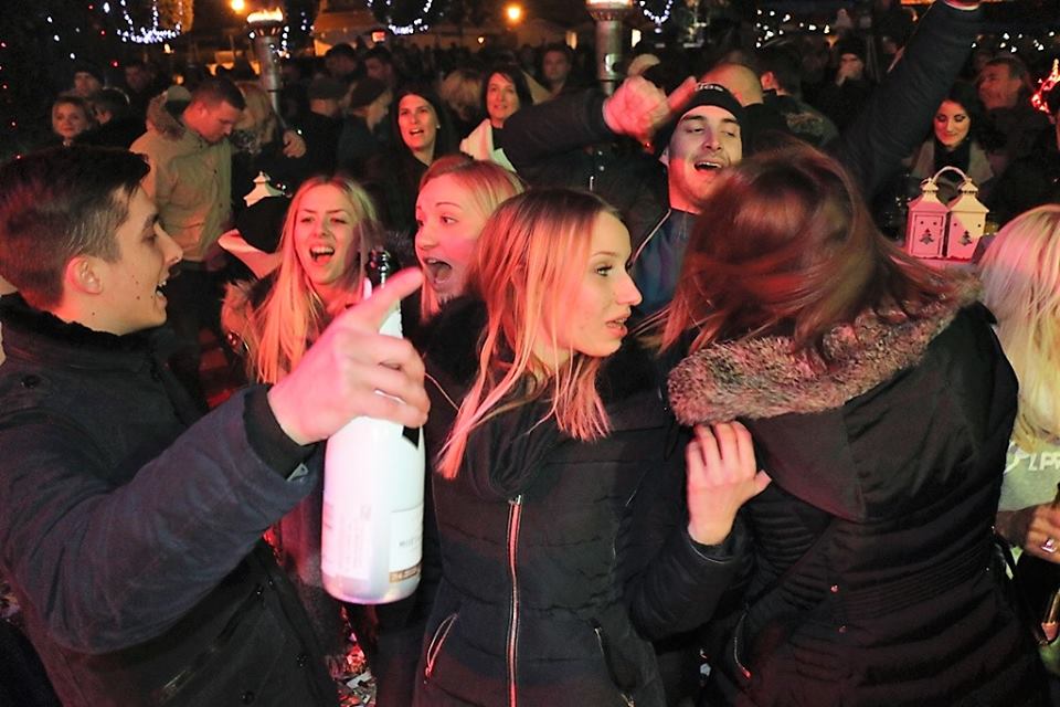 Spektakularni doček Nove 2017. godiner u Viru