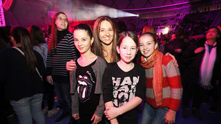 Karlovačko live 2012: Tony Cetinski na Višnjiku (foto:Saša Čuka) Karlovačko live 2012: Tony Cetinski na Višnjiku (foto:Saša Čuka)