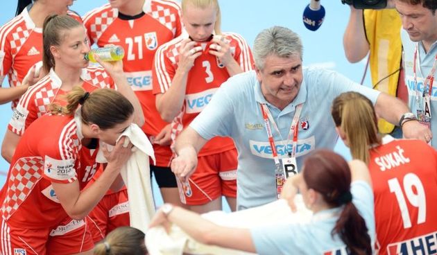 Kvalifikacijska utakmica Svjetskog rukometnog prvenstva za zene izmedju Hrvatske i Svedske. Goran Mrdjen. Photo: Marko Jurinec/PIXSELL