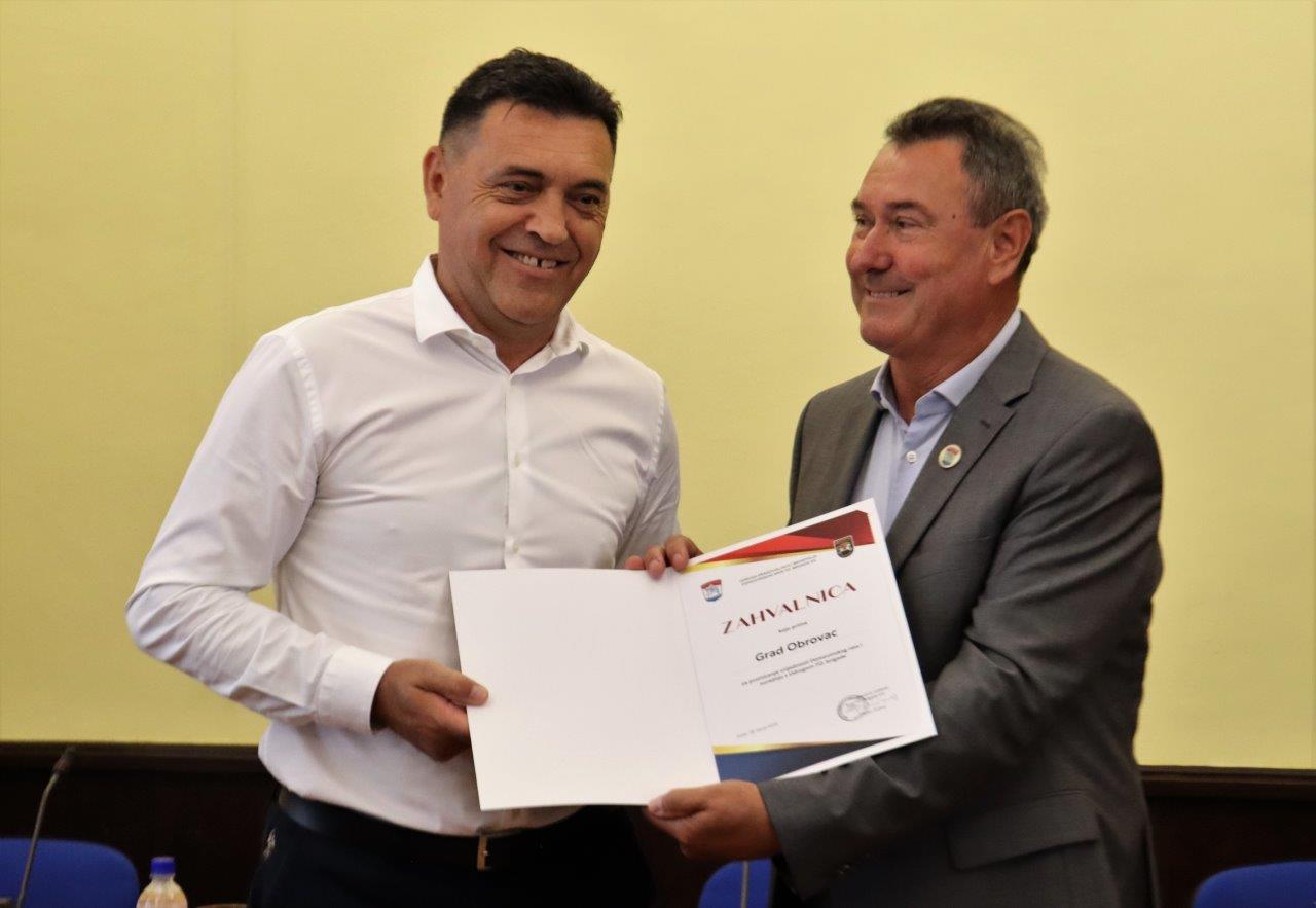 Primanjem u Domu županije uz dodjelu prigodnih zahvalnica svečano je obilježena 32. godišnjica osnutka i borbenog djelovanja 112. brigade Hrvatske vojske.