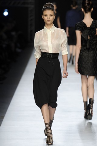 Midi suknje (foto: Vogue.co.uk)