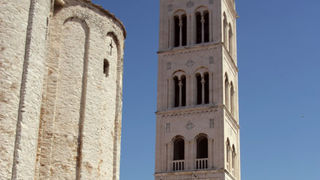 Pozornica i tribine za koncert Josea Carrerasa