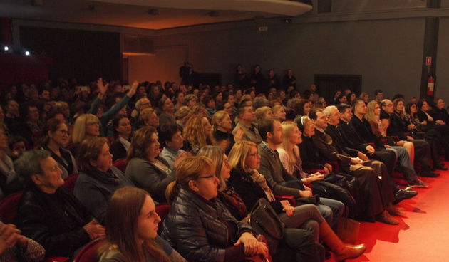 Humanitarni koncert duhovne glazbe “Anđeli za Anđelu” u HNK Zadar