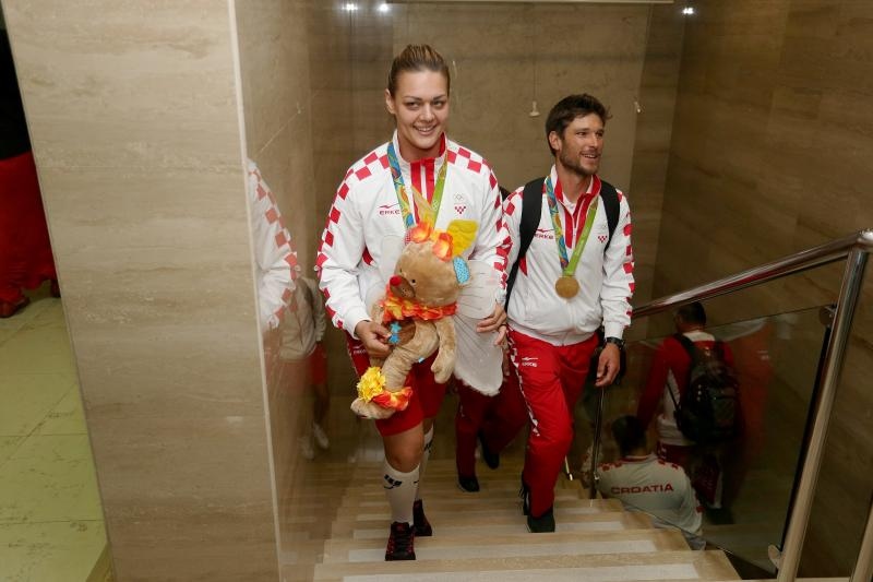 Hrvatski olimpijci svečano dočekani na Plesu. Sandra Perković, Šime Fantela, Igor Marenić, Tonči Stipanović. Photo: Dalibor Urukalovic/PIXSELL Hrvatski olimpijci svečano dočekani na Plesu. Sandra Perković, Šime Fantela, Igor Marenić, Tonči Stipanović. Photo: Dalibor Urukalovic/PIXSELL