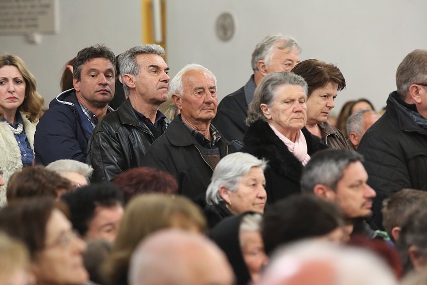Bibinje: Održana tradicionalna procesija Velikog Petka. Foto: Leo Banić
