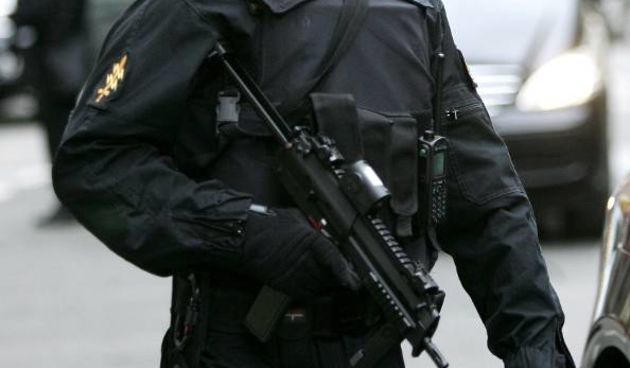 Duge cijevi, specijalna policija, foto: danas.net.hr