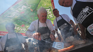 Prvenstvo u roštiljanju na zadarskoj Rivi (foto:Saša Čuka) Prvenstvo u roštiljanju na zadarskoj Rivi (foto:Saša Čuka)