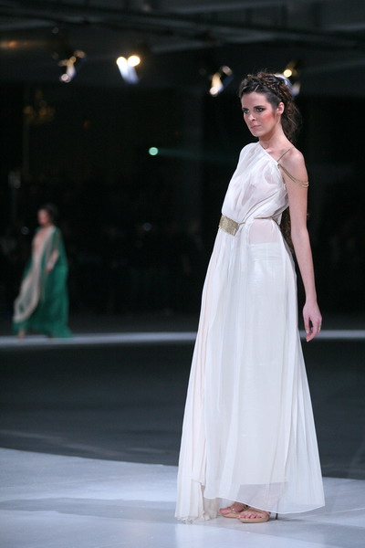 U trgovackom centru West gate sinoc zapoceo modni dogadjaj Nivea Cro A Porter. U trgovackom centru West gate sinoc zapoceo modni dogadjaj Nivea Cro A Porter.