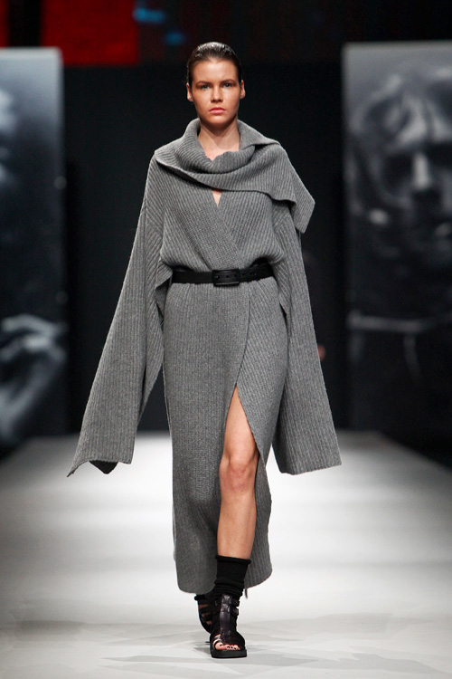 Jučer je završeno izdanje Cro A Porter-a @ LAUBA na kojem su svoje kolekcije predstavili: Ivona Martinko, Jelena Aleksić, Etna Maar, SPIRIT by T.B./ Tomislav Bahorić Jučer je završeno izdanje Cro A Porter-a @ LAUBA na kojem su svoje kolekcije predstavili: Ivona Martinko, Jelena Aleksić, Etna Maar, SPIRIT by T.B./ Tomislav Bahorić