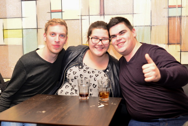 Mjesni Odbor u Maraschino Baru. Foto: Iva Perinčić Mjesni Odbor u Maraschino Baru. Foto: Iva Perinčić