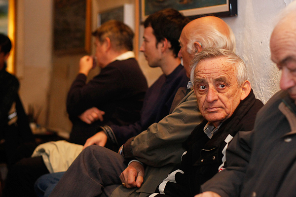 Roman Simić kod “ZaPis”-a u atelieru “Benini” Roman Simić kod “ZaPis”-a u atelieru “Benini”