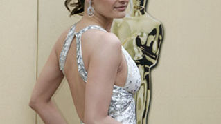 82. Red Carpet Oscara (oscar.go.com)