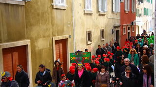 Karnevalić Radija 057, 8. veljače 2013. foto: Čedo Kaica Karnevalić Radija 057, 8. veljače 2013. foto: Čedo Kaica
