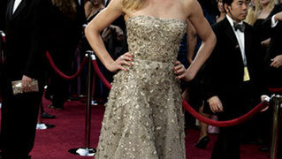 82. Red Carpet Oscara (oscar.go.com)