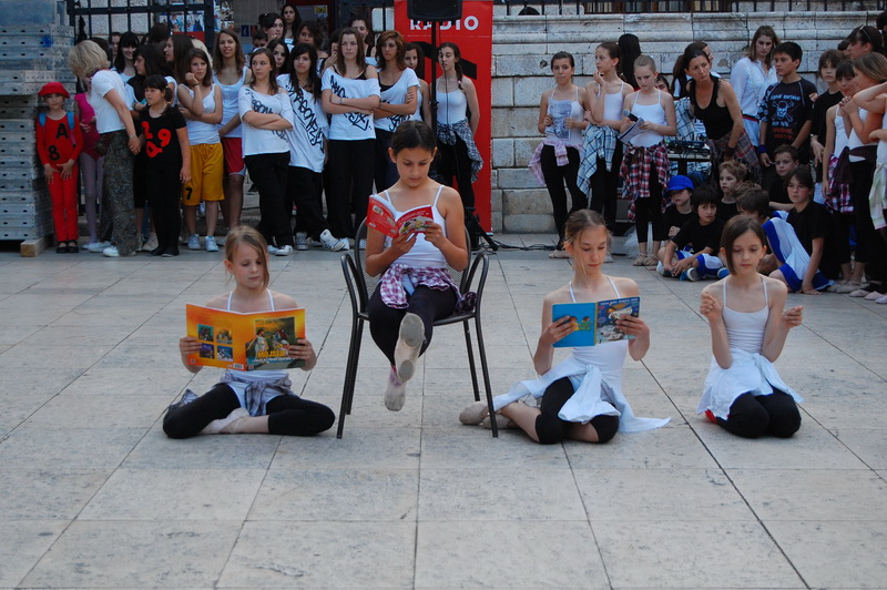 Narodni trg: Dan plesa radija 057, foto: Tea Balog Narodni trg: Dan plesa radija 057, foto: Tea Balog