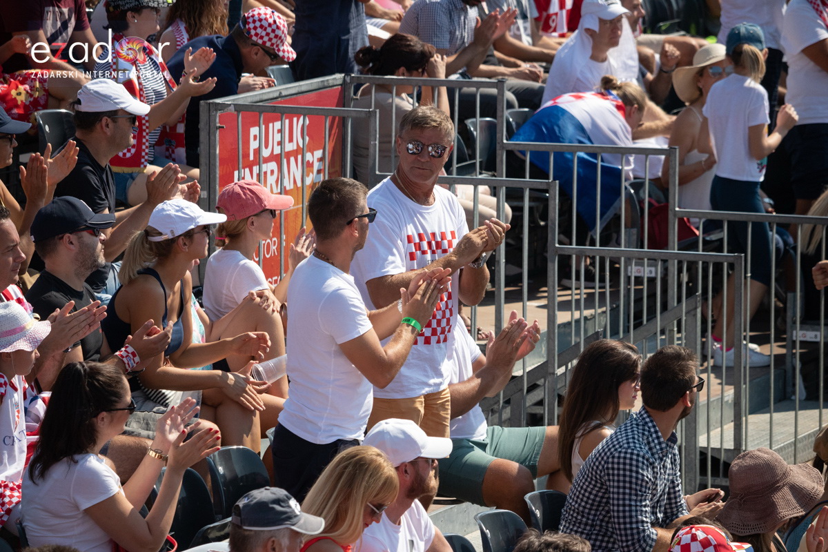 Davis Cup: Vruća navijačka atmosfera u meču Ćilića i Querreya