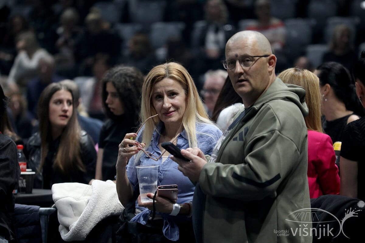 Dan Žena: Nastup Nine Badrić na Višnjiku