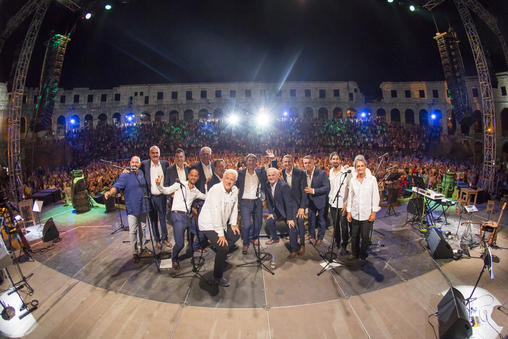 Tomislav Bralić i Klapa Intrade @ Arena Pula