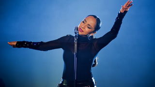 Zagreb, 221111.
Britanska skupina Sade predvodjena karizmatcnom pjevacicom Sade Adu odrzala je veceras koncert u Areni Zagreb u sklopu svoje turneje Sade Live.
Foto: Neja Markicevic / CROPIX