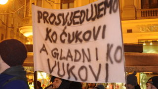 Zagreb, 020311. 
Novi, cetvrti po redu, protuvladin prosvjed tzv. facebook grupe zapoceo je veceras na Cvjetnom trgu. 
Foto: Damir Krajac / Cropix