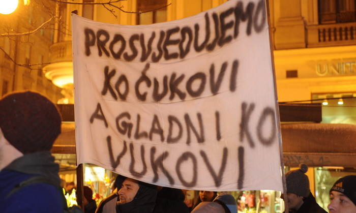 Zagreb, 020311. 
Novi, cetvrti po redu, protuvladin prosvjed tzv. facebook grupe zapoceo je veceras na Cvjetnom trgu. 
Foto: Damir Krajac / Cropix