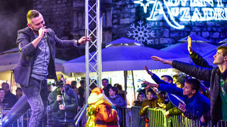 Vatra @ Advent u Zadru Vatra @ Advent u Zadru