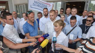 Bruna Esih u Zadru izabrana za predsjednicu Neovisnih za Hrvatsku Bruna Esih u Zadru izabrana za predsjednicu Neovisnih za Hrvatsku