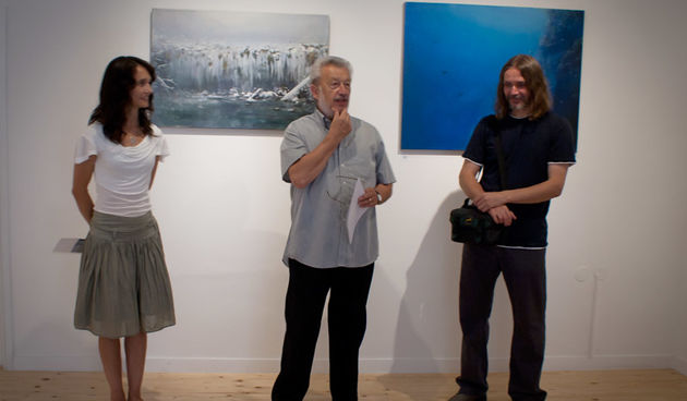 Otvorenje izložbe Dalibora Rubidoa “Plavo i Bijelo” u galeriji Terre Verte, foto: Darko Belančić