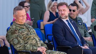 Krila Oluje predstavila novi letački program i dva nova člana