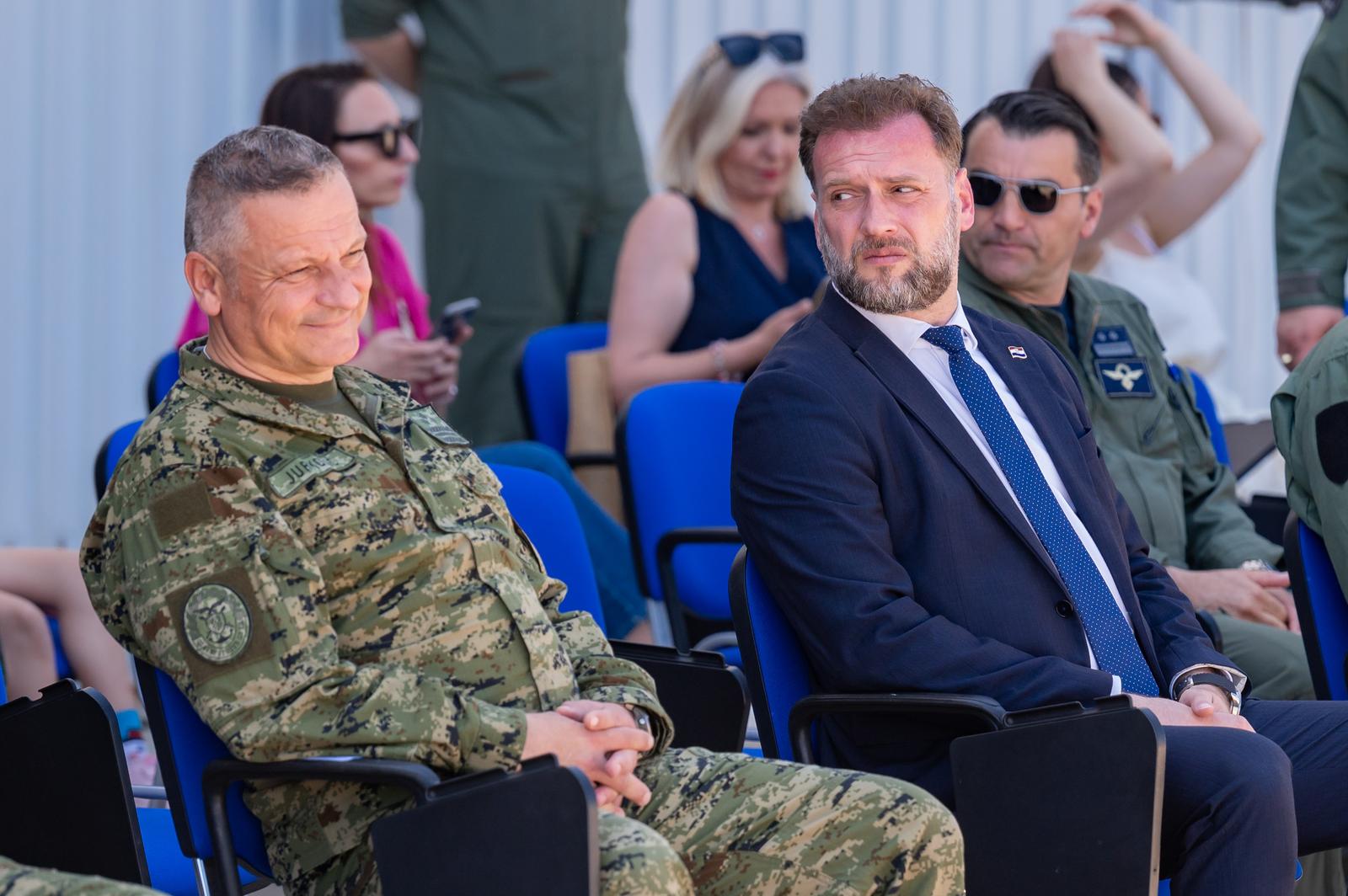 Krila Oluje predstavila novi letački program i dva nova člana