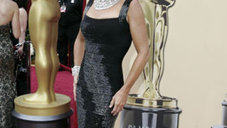 82. Red Carpet Oscara (oscar.go.com)