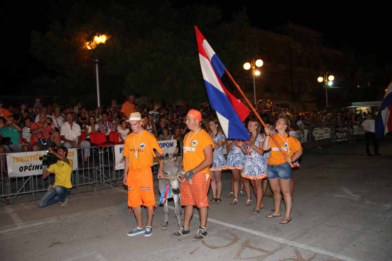 Tisno: 7. Međunarodna trka tovarov, Foto: Edin Kadić Tisno: 7. Međunarodna trka tovarov, Foto: Edin Kadić