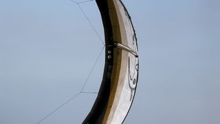 Nin, 150111.
Clanovi Kiteboarding kluba Spinaker iz Zadra na ninskoj plazi Zdrijac.
Foto: Jure Miskovic / CROPIX