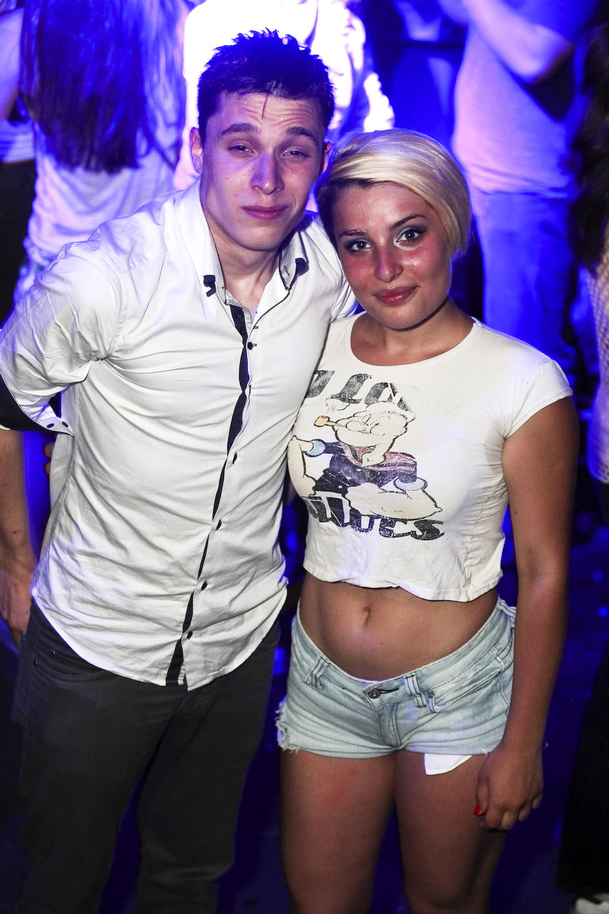 Zagreb, 28.06.2014. – A SADA PRAVAC: ZRCE – Na zatvaranju klupske sezone u punom Aquariusu (A2), Deejay Hrc (resident Zrce Spring Break festivala) dobru vibru ucinio je izvrsnom. Partijalo se do jutra uz najbolje iz EDM/commercial/trap/bass tvornice.