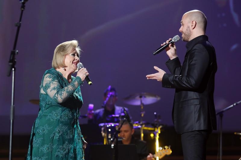U koncertnoj dvorani Vatroslav Lisinski održan koncert “Hiljade pahulja bijelih” posvećen Kemalu Montenu. Foto. Goran Stanzl/PIXSELL U koncertnoj dvorani Vatroslav Lisinski održan koncert “Hiljade pahulja bijelih” posvećen Kemalu Montenu. Foto. Goran Stanzl/PIXSELL