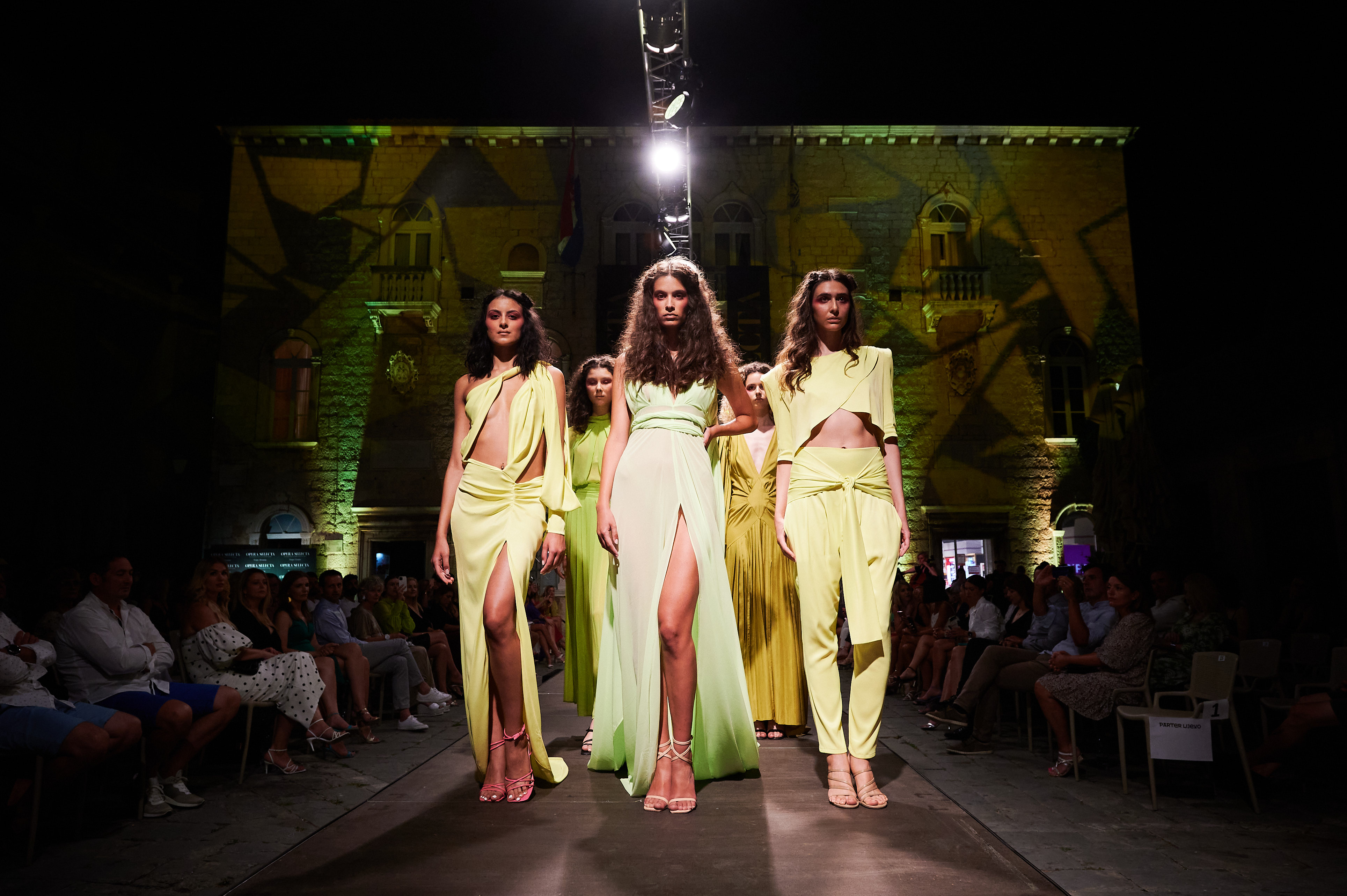 Krié Design i Vortex Strings priredili spektakl u Trogiru