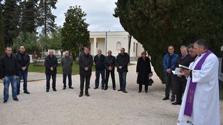 Polaganje vijenaca Polaganje vijenaca