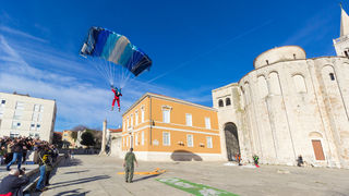 Badnjak 2016: Blagdanski đir po gradu 24. prosinca Badnjak 2016: Blagdanski đir po gradu 24. prosinca
