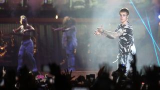 Image 379363 (auto) Image 379363 (auto)