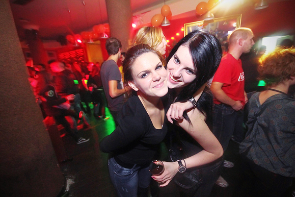 Halloween  party u Q baru (foto:Saša Čuka)