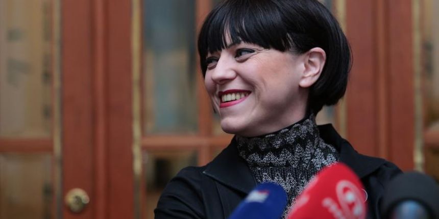 31.01.2014., Zagreb – Saborska zastupnica Mirela Holy odrzala je konferenciju za medije o seizmickim istrazivanjima. Mirela Holy i Atana Grbic Matijevic. Photo: Patrik Macek/PIXSELL Autor Patrik Macek/PIXSELL KLJUČNE RIJEČI saborska zastupnica, Mirela 31.01.2014., Zagreb – Saborska zastupnica Mirela Holy odrzala je konferenciju za medije o seizmickim istrazivanjima. Mirela Holy i Atana Grbic Matijevic. Photo: Patrik Macek/PIXSELL Autor Patrik Macek/PIXSELL KLJUČNE RIJEČI saborska zastupnica, Mirela