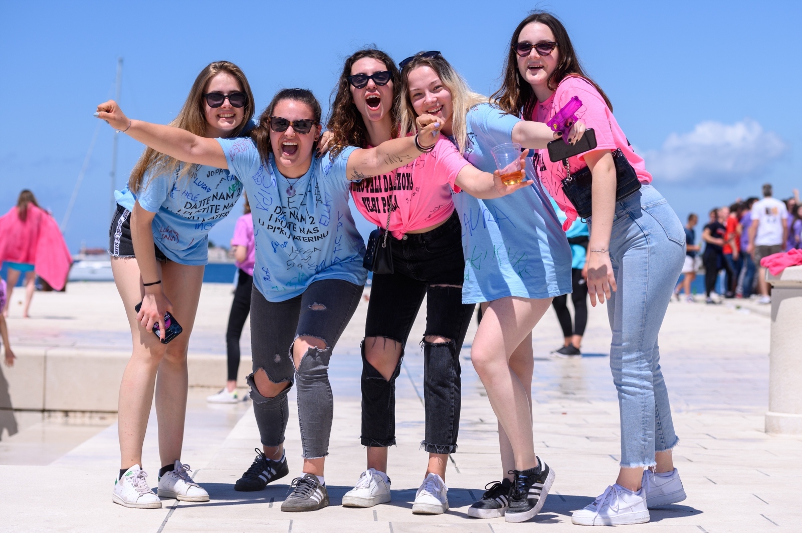 Zadarski maturanti obilježili kraj škole na rivi