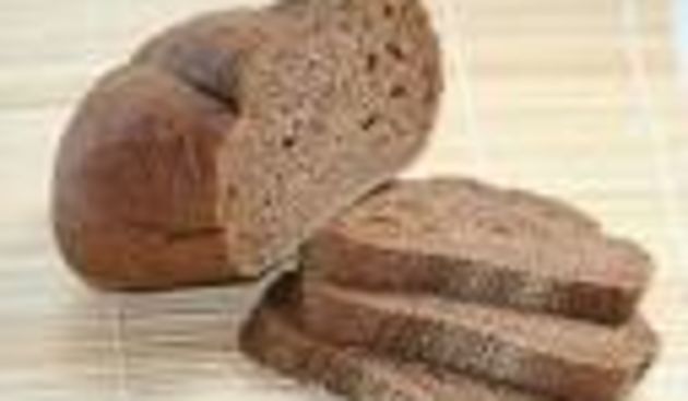 Čak i kad ga ne režete na tanke šnite, crni kruh je zdraviji