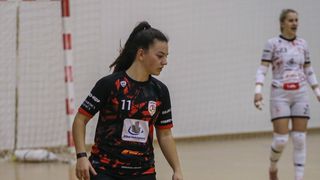 Futsal Super chicks – MC PLUS 2:5 Futsal Super chicks – MC PLUS 2:5