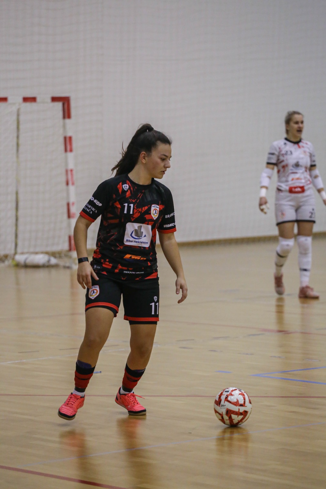 Futsal Super chicks – MC PLUS 2:5 Futsal Super chicks – MC PLUS 2:5