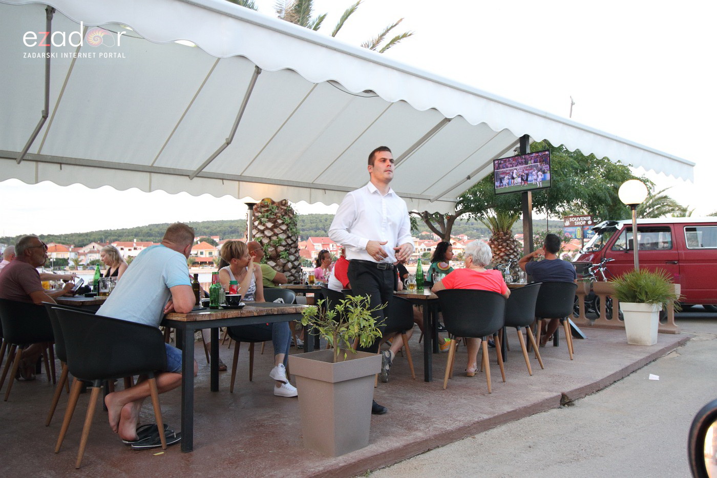 Bibinje: Navijanje za Vatrene i fešta nakon pobjede nad Engleskom